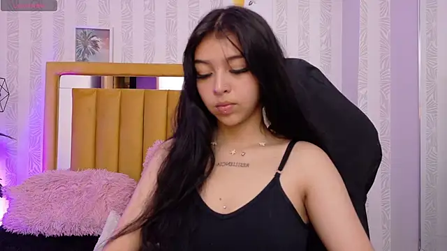 pettit courtny online show from September 2025 09:06:02 PM