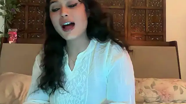 Snapshot of GoddessAnna chatting on May 2026 04:57:01 PM GoddessAnna online show from May 2026 04:57:01 PM