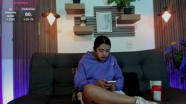 Snapshot of karla_999 chatting on September 2025 11:18:02 PM karla 999 online show from September 2025 11:18:02 PM