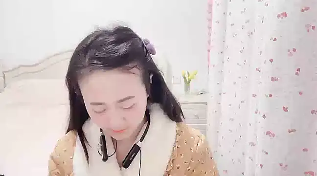 fanfan-FF online show from February 2025 01:24:01 AM