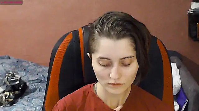 womanstrong78 online show from February 2025 05:04:01 PM