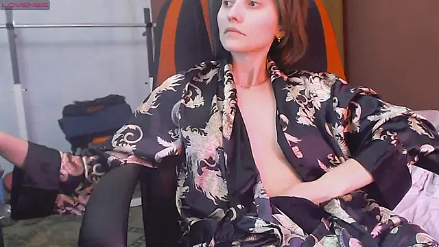 womanstrong78 online show from March 2025 06:33:02 AM