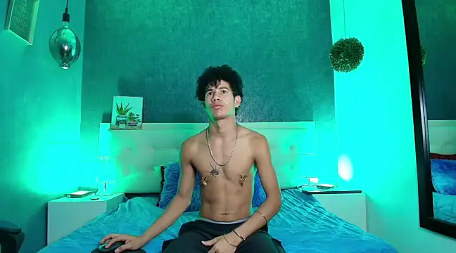 Erick Zhimerman online show from March 2025 03:40:01 AM