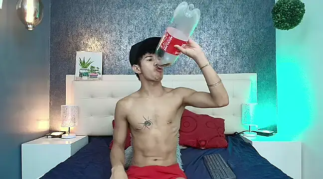 Erick Zhimerman online show from March 2025 06:38:02 AM