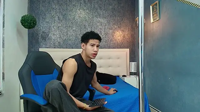 Erick Zhimerman online show from April 2026 11:54:02 AM