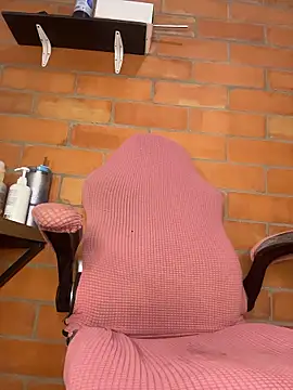 CinnamonCookiez online show from January 2026 04:50:02 AM