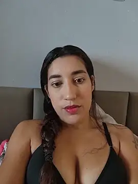 manueladantass1 online show from April 2026 04:30:01 PM