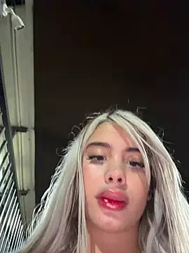 Snapshot of Tusumisahot chatting on February 2026 04:31:02 AM Tusumisahot online show from February 2026 04:31:02 AM