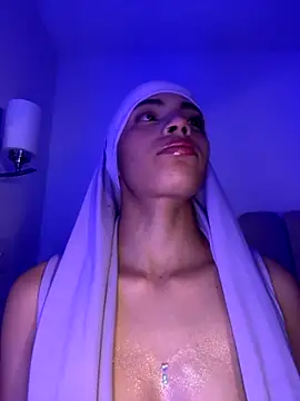 Snapshot of jhalila chatting on November 2025 10:48:01 PM jhalila online show from November 2025 10:48:01 PM