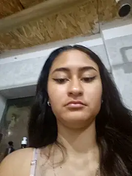 Snapshot of MadissomCute chatting on January 2025 10:17:02 PM MadissomCute online show from January 2025 10:17:02 PM