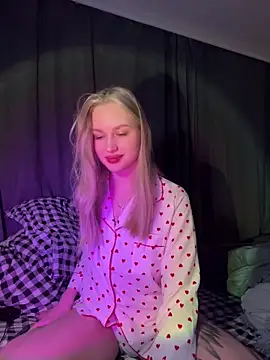 Carol  Cox online show from January 2025 01:59:01 PM