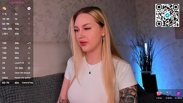 Carol  Cox online show from November 2025 12:42:02 AM