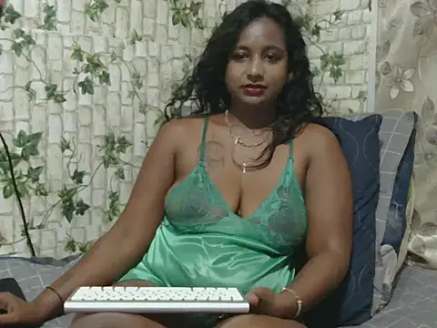 indiantina01 online show from February 2025 08:33:02 PM