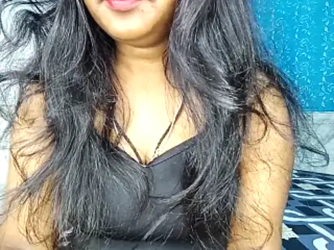 Snapshot of Muktha chatting on April 2026 06:52:02 PM Muktha online show from April 2026 06:52:02 PM