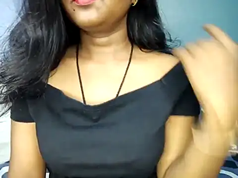 Snapshot of Muktha chatting on May 2026 04:51:02 AM Muktha online show from May 2026 04:51:02 AM