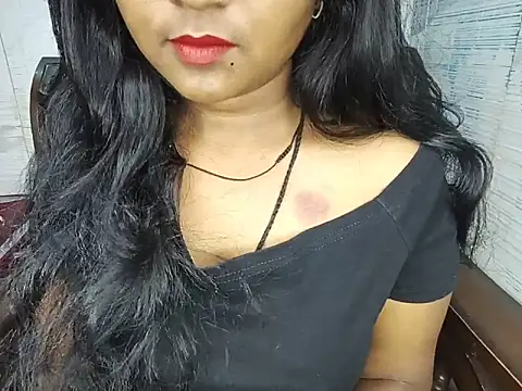 Snapshot of Muktha chatting on May 2026 07:37:01 AM Muktha online show from May 2026 07:37:01 AM