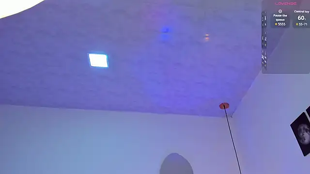 zoe rivers online show from October 2025 12:05:02 AM