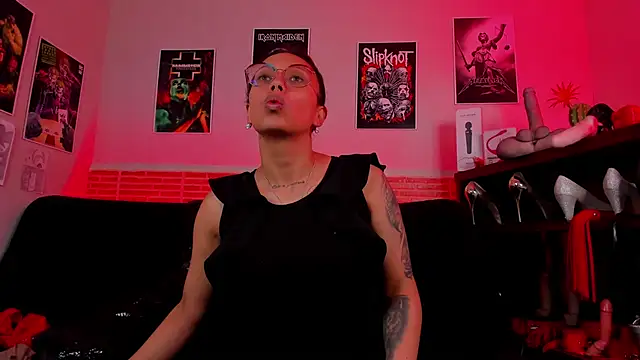 lilith-deveraux online show from March 2025 01:01:01 PM