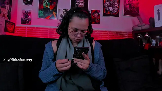 lilith-deveraux online show from October 2025 01:52:01 PM