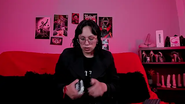 lilith-deveraux online show from October 2025 02:17:02 PM