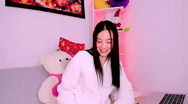 Manuelaa mejiia online show from December 2024 04:05:02 PM