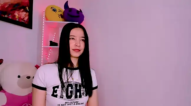 Manuelaa mejiia online show from December 2024 01:42:02 PM