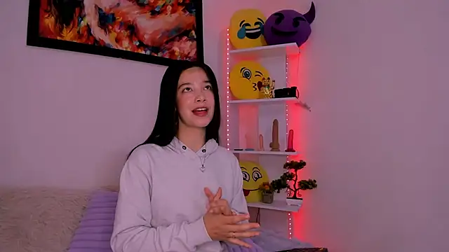 Manuelaa mejiia online show from October 2025 07:24:01 PM