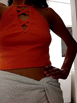 Karii-R online show from January 2026 03:59:01 PM