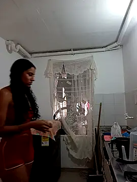Snapshot of Karii-R chatting on May 2026 03:06:01 PM Karii-R online show from May 2026 03:06:01 PM