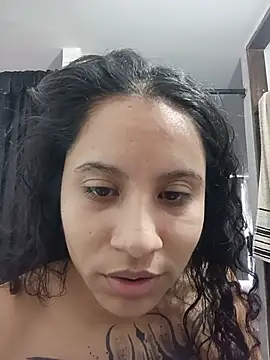 Snapshot of Karii-R chatting on July 2026 04:20:01 PM Karii-R online show from July 2026 04:20:01 PM