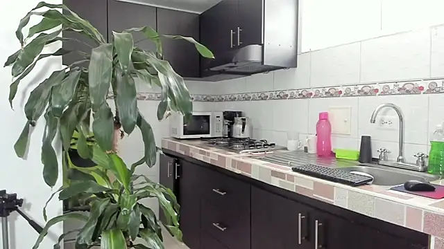 Fransheska-mon online show from January 2025 01:38:02 PM