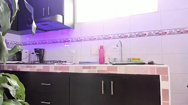 Fransheska-mon online show from March 2025 05:06:01 PM