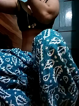 gunjan22 online show from December 2024 04:10:01 PM