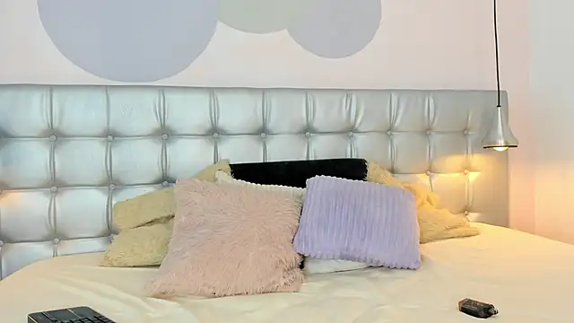 Snapshot of Axel_brunette1 chatting on February 2025 07:53:01 PM Axel brunette1 online show from February 2025 07:53:01 PM