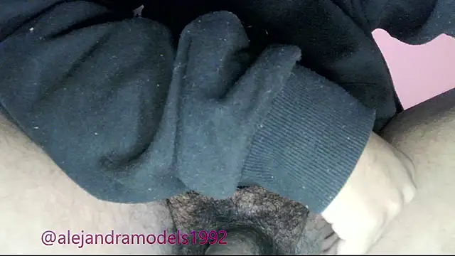 alejandra01 online show from May 2026 08:51:02 AM