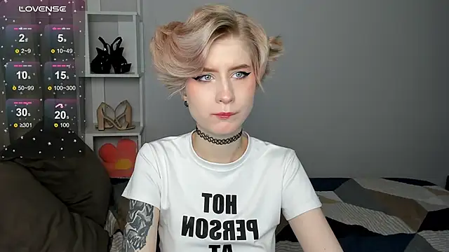 Angel Jules online show from September 2025 12:46:02 AM