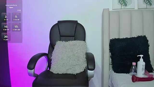 Snapshot of Marian_Boobs chatting on September 2025 06:24:02 PM Marian Boobs online show from September 2025 06:24:02 PM