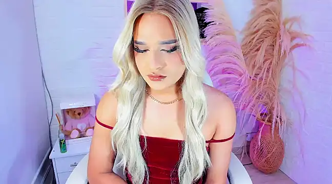 Snapshot of Elody_Preysler69 chatting on December 2024 09:10:01 AM Elody Preysler69 online show from December 2024 09:10:01 AM