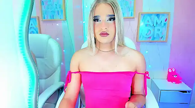 Snapshot of Elody_Preysler69 chatting on December 2024 03:55:02 AM Elody Preysler69 online show from December 2024 03:55:02 AM