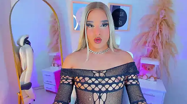 Snapshot of Elody_Preysler69 chatting on January 2025 04:52:02 AM Elody Preysler69 online show from January 2025 04:52:02 AM