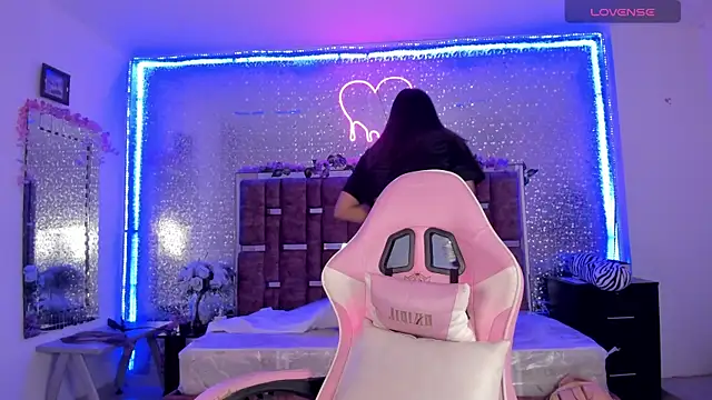 KylieVictoria online show from February 2025 04:59:02 AM