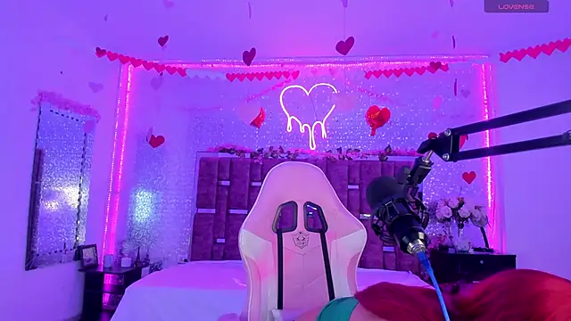 KylieVictoria online show from February 2025 04:58:01 AM