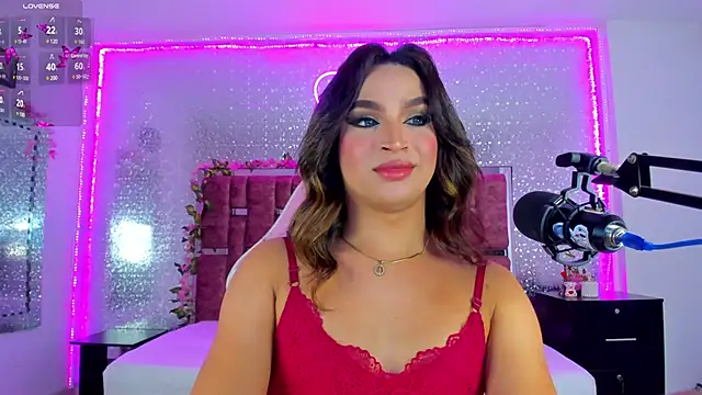 KylieVictoria online show from March 2025 04:18:01 AM