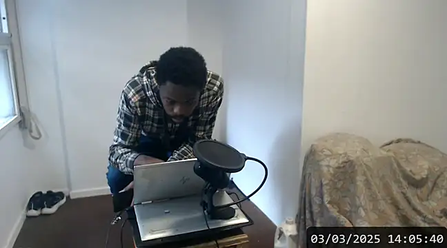 Snapshot of Mastertopdome chatting on March 2025 05:07:02 PM Mastertopdome online show from March 2025 05:07:02 PM