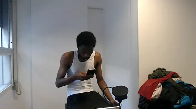 Snapshot of Mastertopdome chatting on March 2025 08:48:01 PM Mastertopdome online show from March 2025 08:48:01 PM