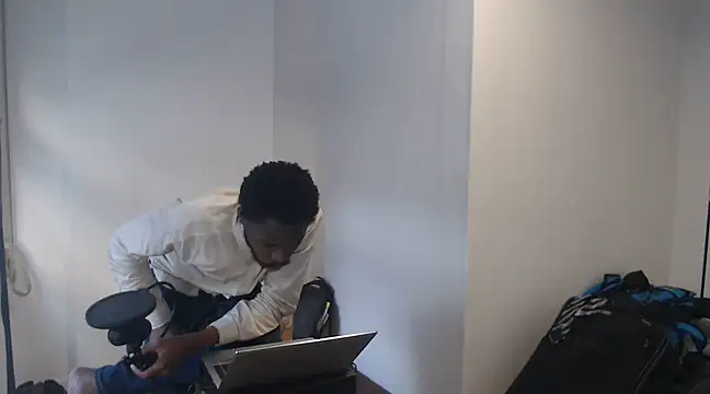 Snapshot of Mastertopdome chatting on March 2025 08:11:01 PM Mastertopdome online show from March 2025 08:11:01 PM