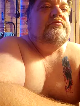 Snapshot of alienbunny chatting on October 2025 03:31:02 AM alienbunny online show from October 2025 03:31:02 AM