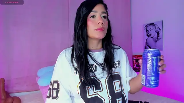 Snapshot of tellmebri chatting on September 2025 06:37:02 AM tellmebri online show from September 2025 06:37:02 AM