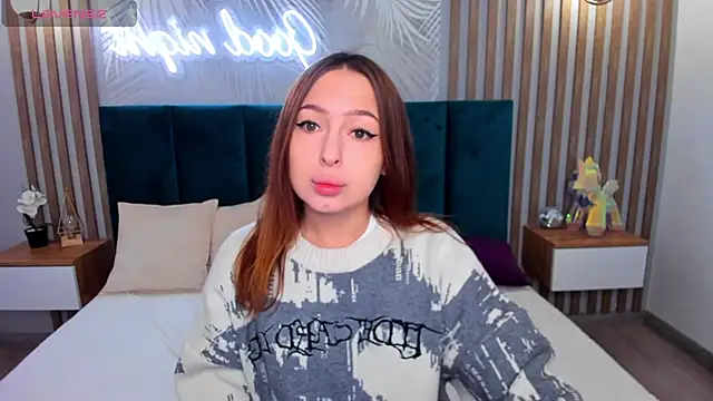 KetrinWhite online show from November 2025 01:25:02 AM