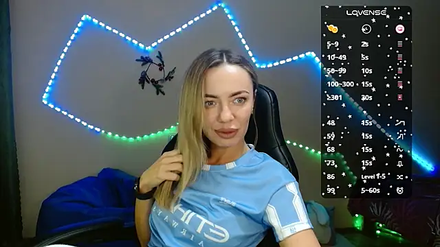 Daria Spring online show from February 2025 07:05:02 PM